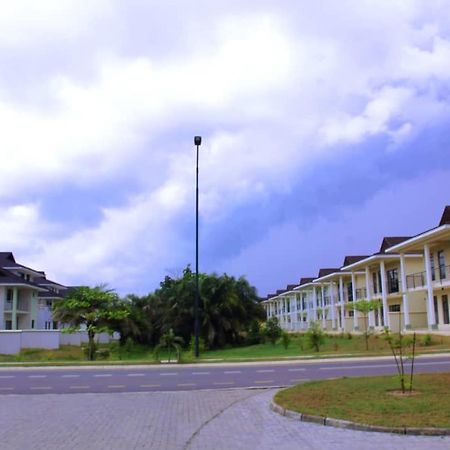 Lakowe Lakes Golf Resort Apartment Lagos Buitenkant foto